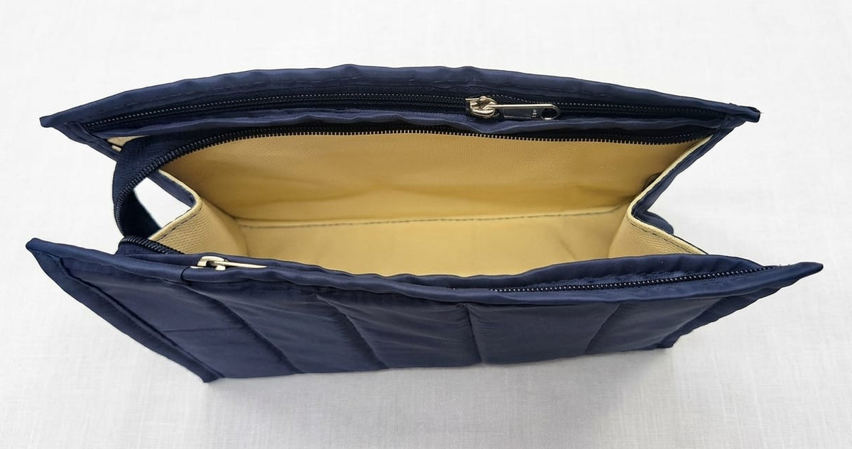 3zip Traveling pouch