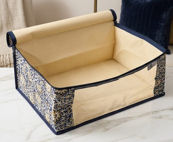 Ikkat saree cover